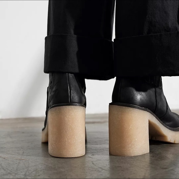 Free People James Chelsea Boots - Picture 2 of 2